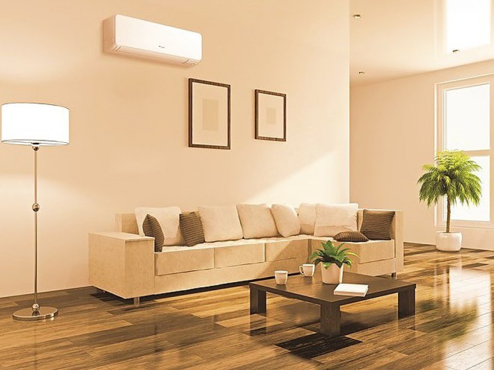Fuji Electric Професионална серия Стенен тип инвертор,  RSG18KMTB капацитет 18 000 Btu, R32, 5.2 kW