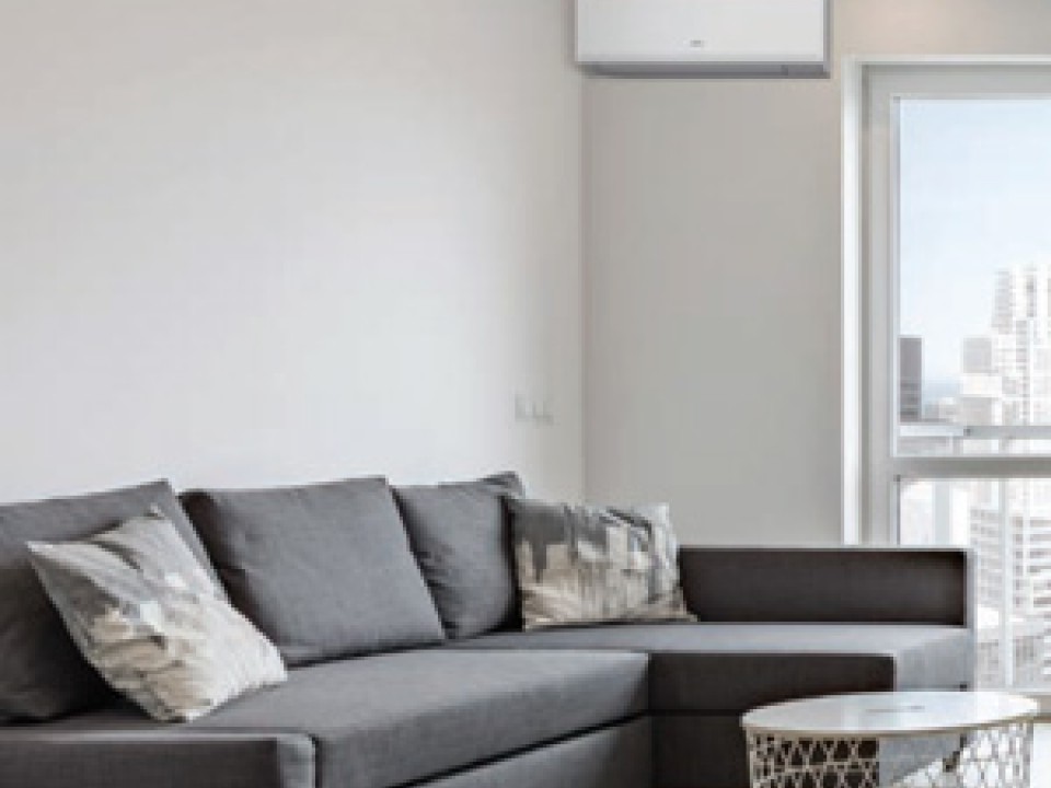Fuji Electric Еко серия Стенен тип инвертор,  RSG09KPCA капацитет 9 000 Btu, R32, 2.5 kW