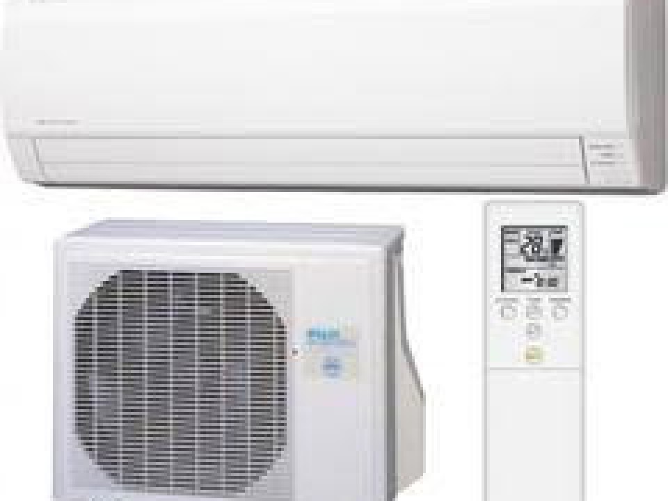 Fuji Electric Професионална серия Стенен тип инвертор,  RSG30LMTA капацитет  30 000 Btu, R410A, 8.5 kW