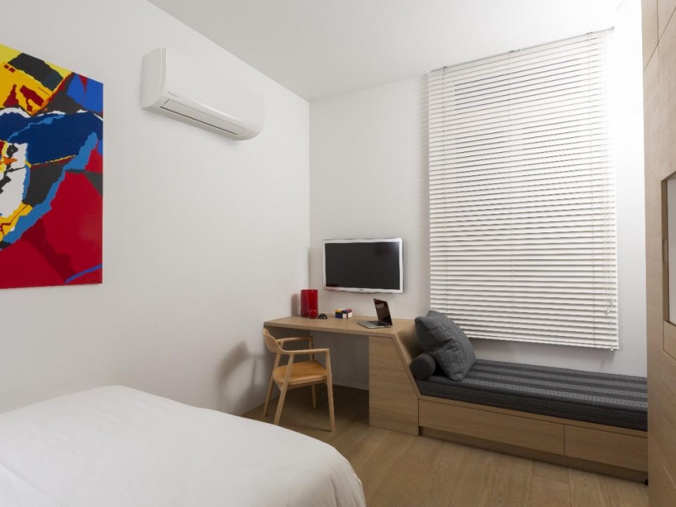 Daikin Sensira Стенен тип инвертор FTXF60A, капацитет 21 000 Btu, R32, 6.0 kW
