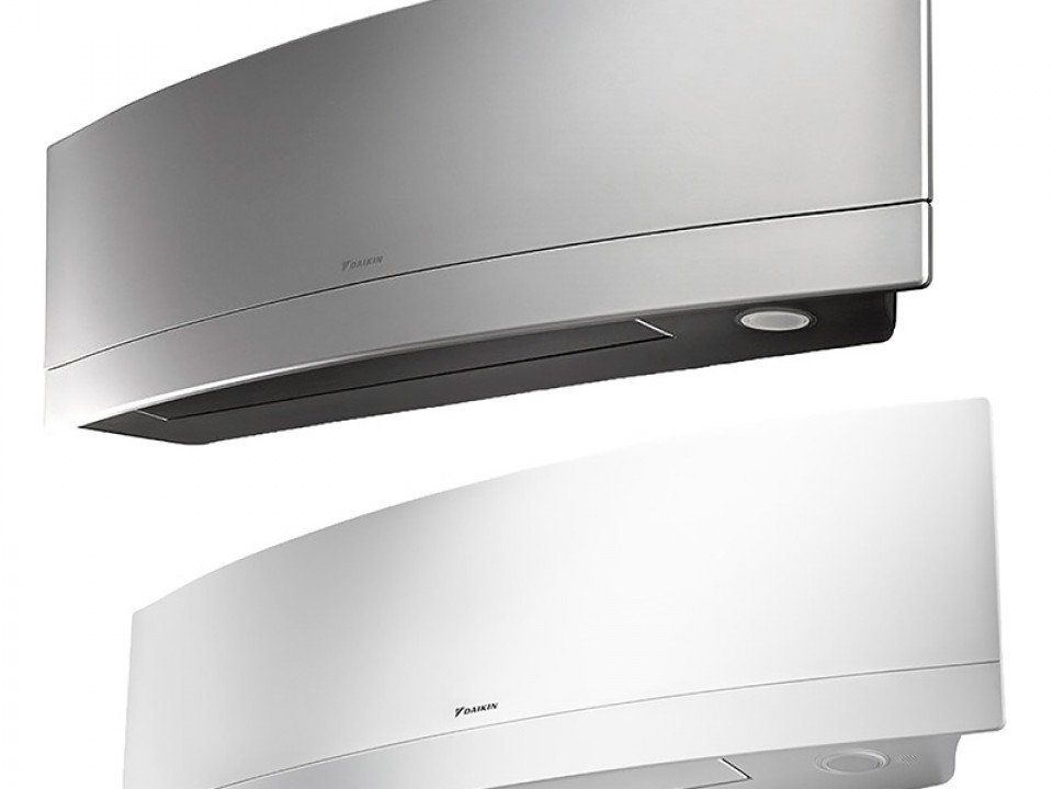 Daikin Дизайнерска серия Emura, Стенен тип FTXJ20AW / MS + RXJ20A, капацитет 7 000 Btu, R32, 2.0 kW